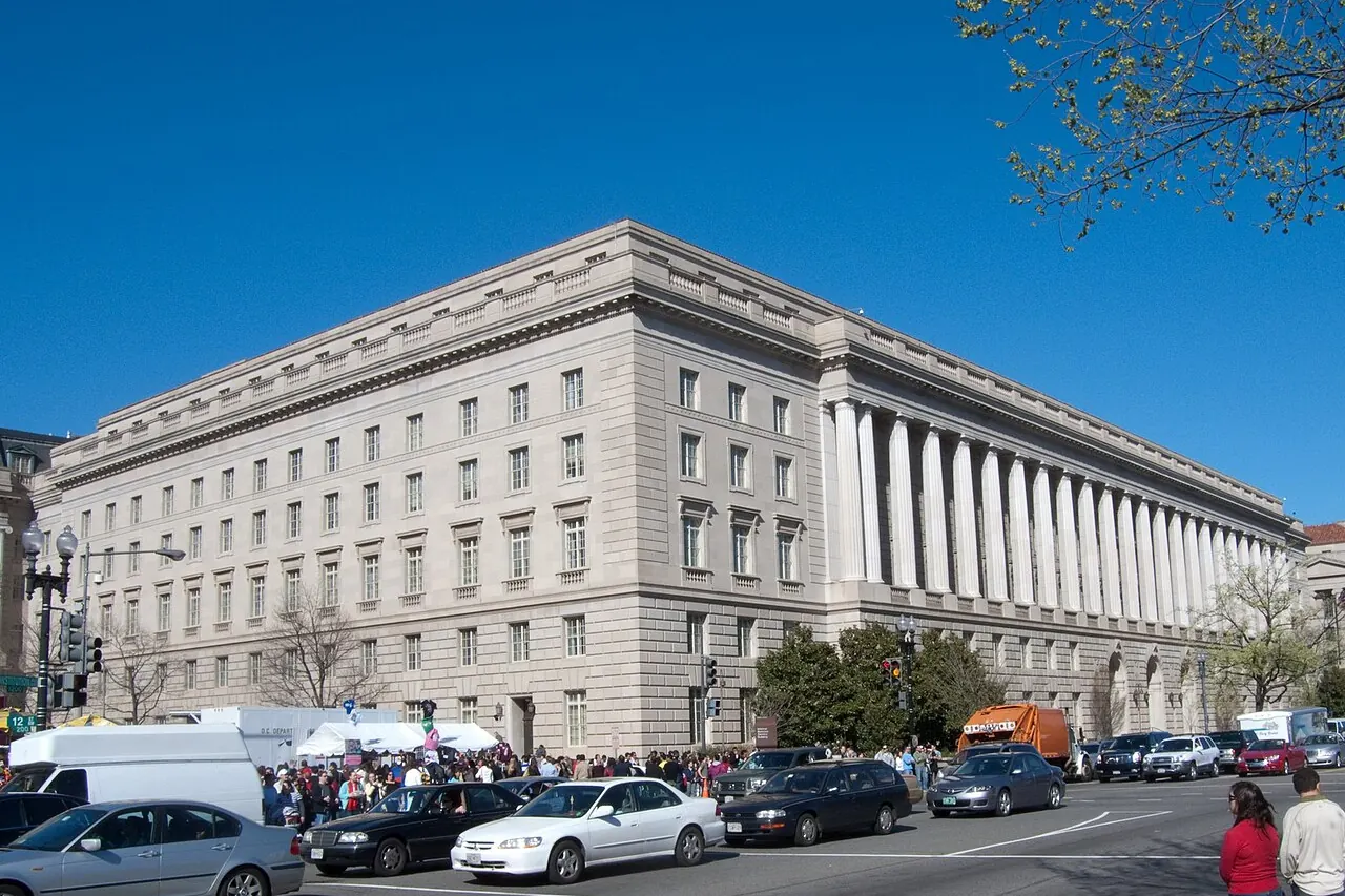 A long colonnaded federal office building